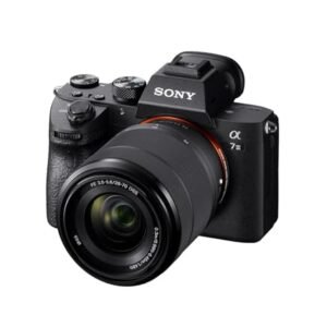 Sony Alpha 7 III Vollformatkamera mit Objektiv